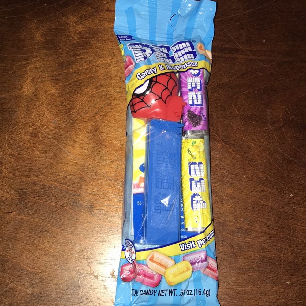NEW NIP PEZ Candy Dispenser Marvel SPIDER-MAN with Feet - Picture 3 of 5